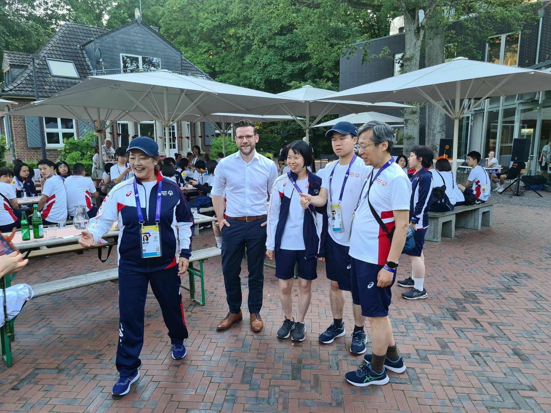 Japanische Special Olympics Teilnehmer im Wilhelm Kliewer Haus